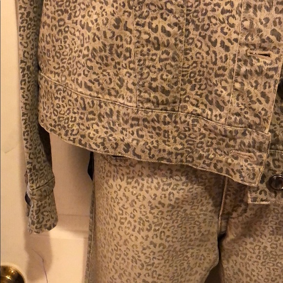 Rock 47 Wrangler Grey Animal Print Denim Jacket - Picture 3 of 6